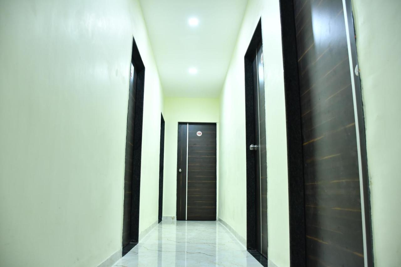 Hotel Kalika Residency Akalkot Exterior foto