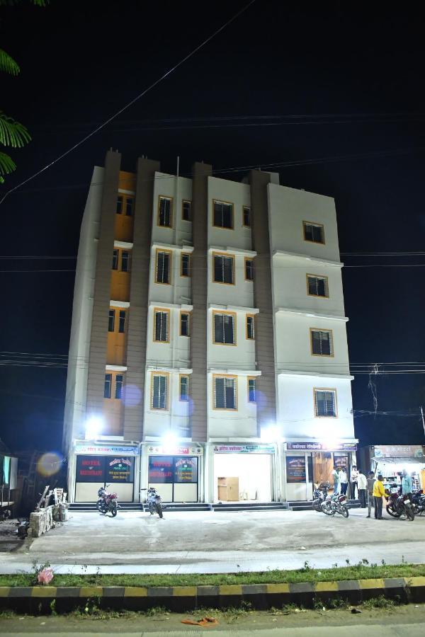 Hotel Kalika Residency Akalkot Exterior foto